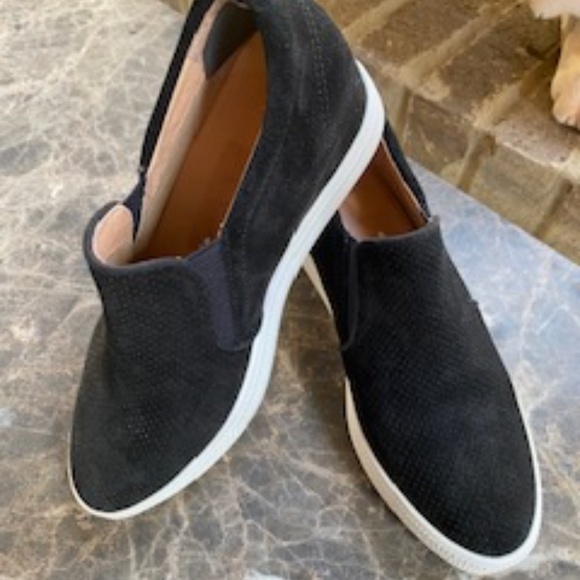 Caslon black suede wedge 7M new w/o box - Picture 6 of 6